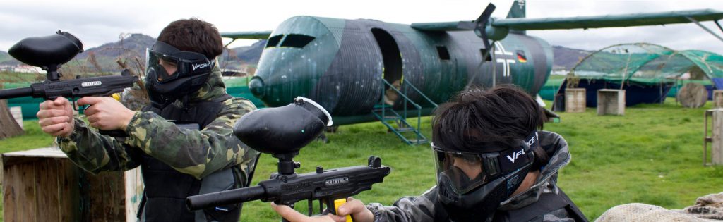 Humor amarillo y paintball en Pamplona